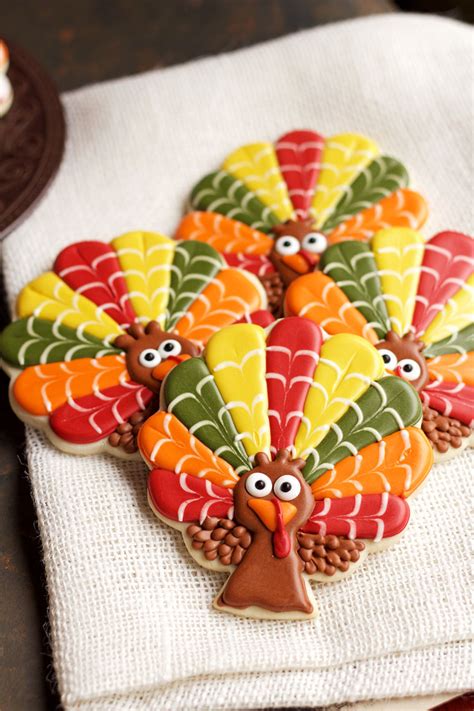 Decorated Turkey Cookies | The Bearfoot Baker