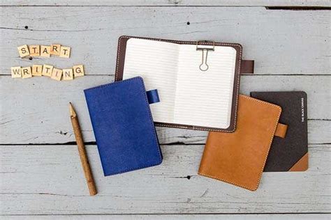 Handmade Leather Pocket Notebook with Pen Holder | Gadgetsin