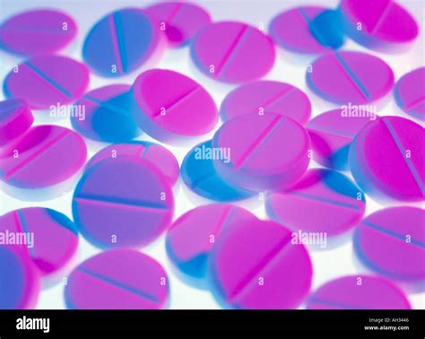Paracetamol Pills of the painkilling analgesic drug paracetamol This drug relieves general pains ...