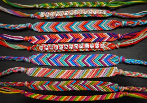 Bracelet Tool Galleries: Friendship Bracelet Patterns