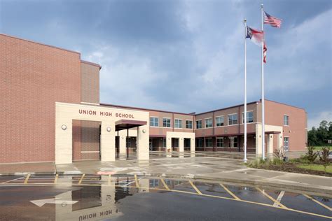 Union High School Main Entrance - Barnhill Contracting Company