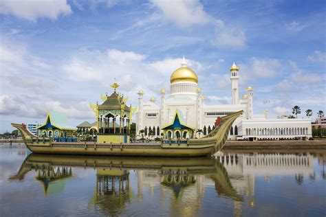 Kurikulum Di Brunei Darussalam / The Empire Hotel & Country Club ...