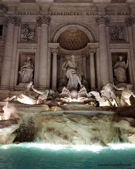 Fontana di Trevi at night, Rome, Italy - Martina Repíková