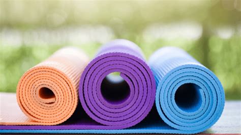 Best Non-Slip Yoga Mats Review : 2024 Buying Guide