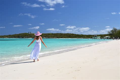 Top 10 Best Places in Bahamas and Things to Do