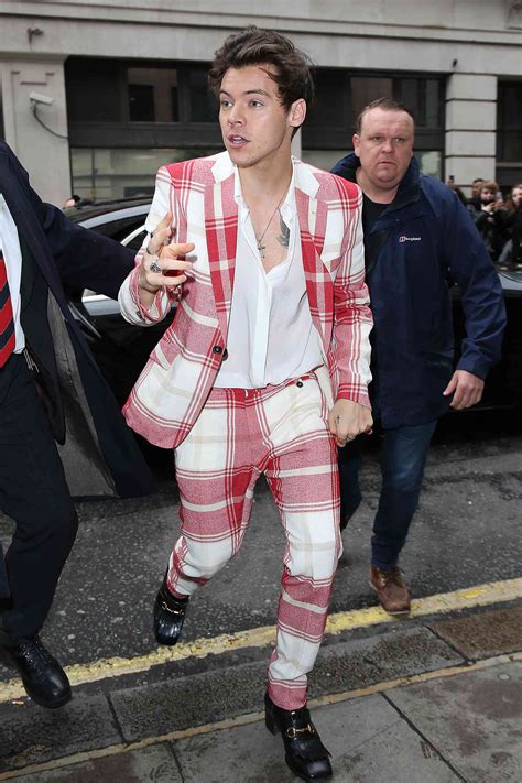 11 Outfit Ideas Inspired by the Best Harry Styles Fashion Moments