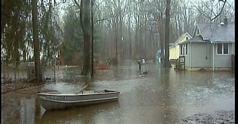 Flood Fears Intensify As Rain Continues To Drench New Jersey - CBS New York