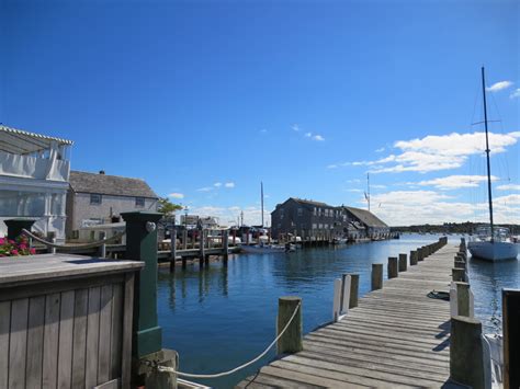 Oak Bluffs Martha's Vineyard - RoadTripFlavors