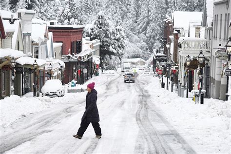 Record-breaking storm blasts Northern Nevada, California | Nation and ...