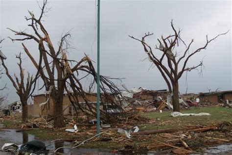 Greensburg Tornado 2007 - Kansapedia - Kansas Historical Society