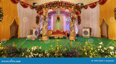 Wedding Stage Decoration with Flowers Stock Image - Image of entertainment, ceremony: 109513259