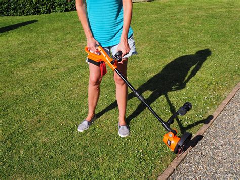 Cordless Strimmer Grass Trimmer Kit inc 18v Lithium Battery and Charger eSkde - Best Price Hot Deals