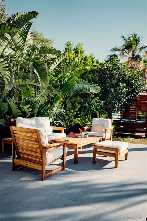 8 Sustainable Outdoor Furniture Brands for Your Eco-friendly Patio — The Honest Consumer