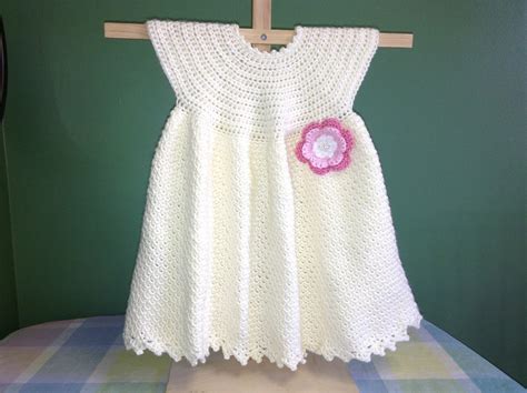 Pretty Crocheted Dresses and Skirts for Summer