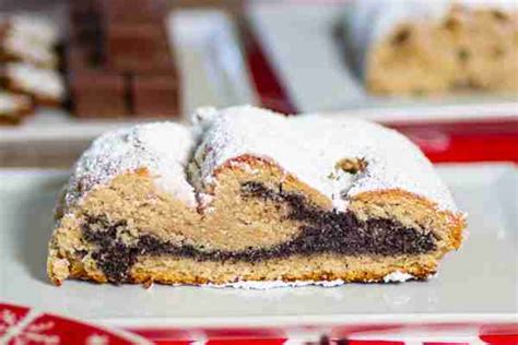 Authentic Dresden Stollen - 3 Versions in 10 Steps ⋆ My German Recipes