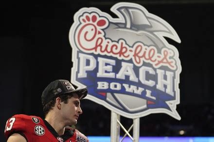 3,000 Peach bowl game Stock Pictures, Editorial Images and Stock Photos ...