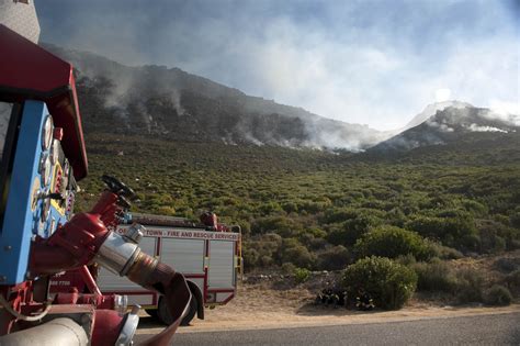 In pictures: Cape Town fires – The Mail & Guardian