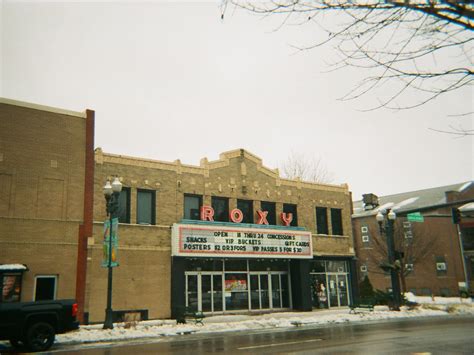 Roxy Theater, Ottawa, IL (December 2020) | Shot with Kodak D… | Flickr