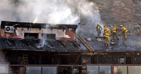 Fire heavily damages Hollywood Hills home - Los Angeles Times