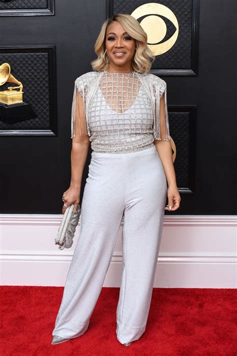 Erica Campbell – GRAMMY Awards 2023 • CelebMafia