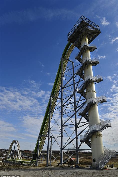 Schlitterbahn Waterpark death saw boy decapitated on world's tallest ...