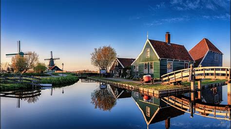 Zaanse Schans Amsterdam | Traditional Dutch Village & Windmills! | Travel Vlog - YouTube