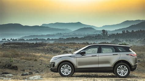 Range Rover Evoque Left Side View Image, Range Rover Evoque Photos in India - CarWale