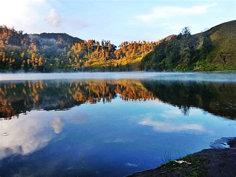 Ranu Kumbolo | Lake On the Slopes of Mount Semeru - The Amazing balinata