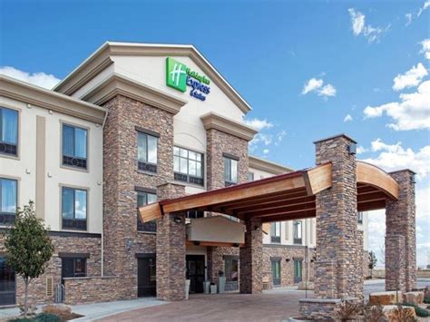 Holiday Inn Express Hotel & Suites Loveland in Loveland (CO) - Room Deals, Photos & Reviews