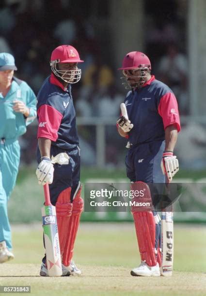 Gordon Greenidge Desmond Haynes Photos et images de collection - Getty ...