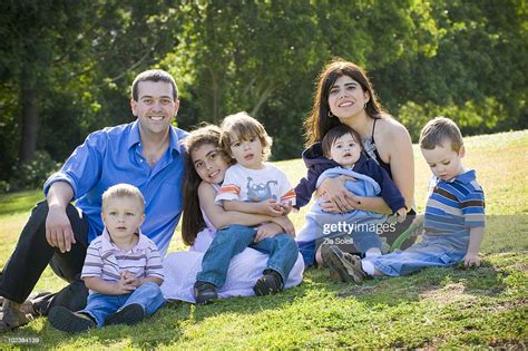 Young Family With Five Small Children High-Res Stock Photo - Getty Images