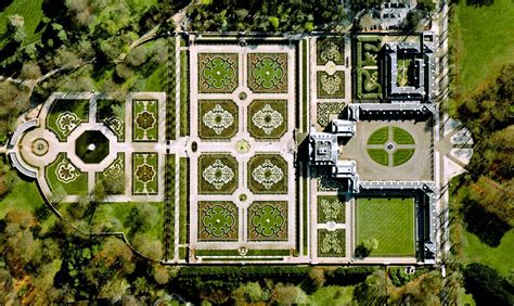 9/26/2014 Het Loo Palace Apeldoorn, Netherlands 52.234167°N 5.945833°E ...