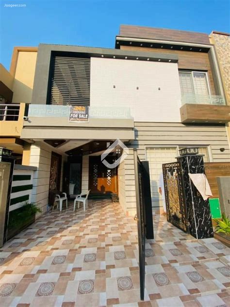 5 Marla Double Storey House For Sale In Bahria Town Sector-D Lahore