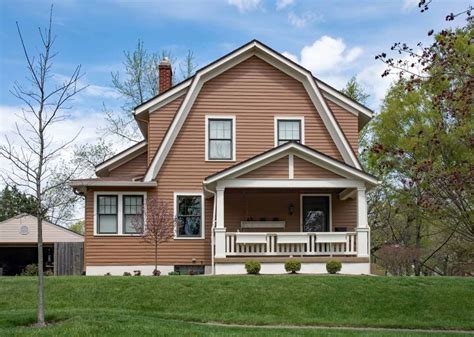 Everything About Gambrel Roofs (Types, Advantages & More ...