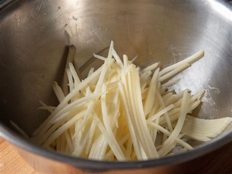 How To Julienne Cut Potatoes - Recipes.net