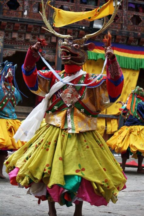 Bhutan Folklands Tours: Mask dances