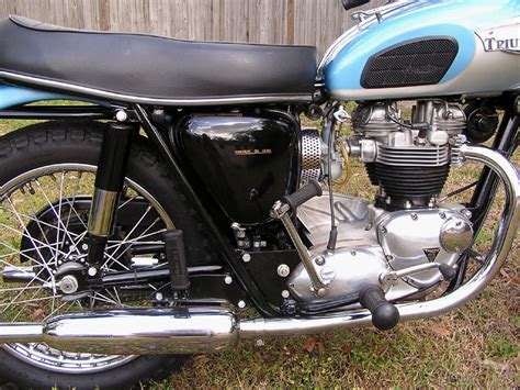 Restored Triumph Trophy TR6 - 1968 Photographs at Classic Bikes ...