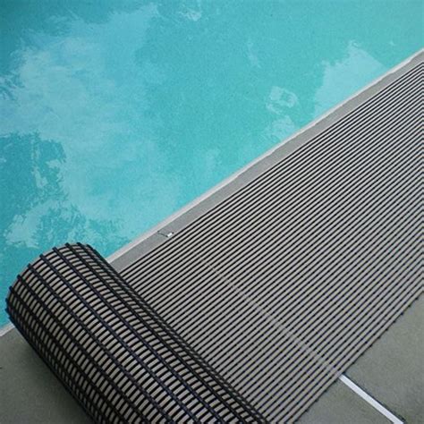 Top 10 Best Non-slip Mats For Pool Decks - Best of 2018 Reviews | No Place Called Home