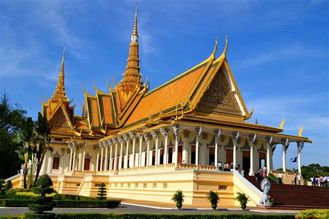 Throne Hall in the Royal Palace Complex of Phnom Penh, Cambodia - Encircle Photos