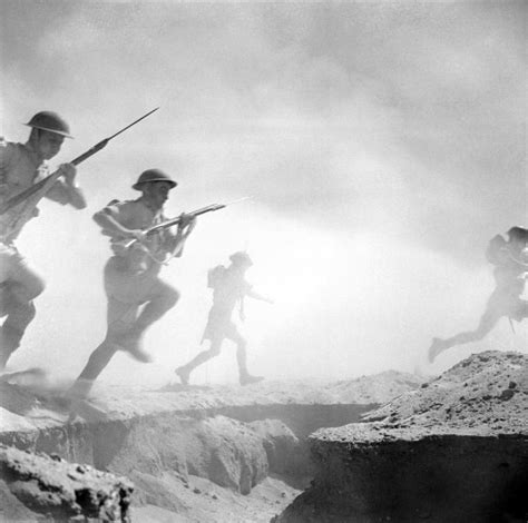 Soldiers of the 9th Australian Infantry Division on the attack, Second Battle of El Alamein ...