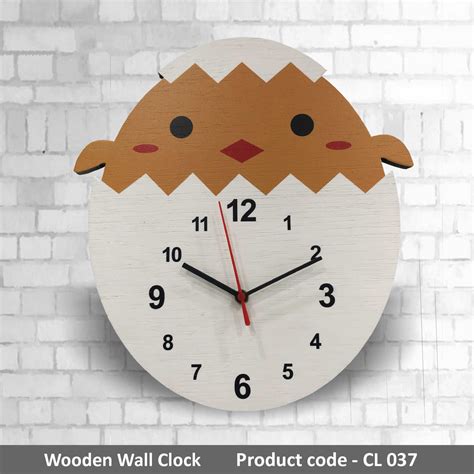 CL037 Wooden Wall Clock (Chick) – iTrophy