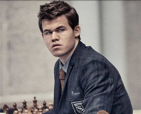 Magnus Carlsen Biography, Age, Wiki, Height, Weight, Girlfriend, Family & More