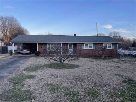 127 Thermal Dr, Spindale, NC 28160 | realtor.com®