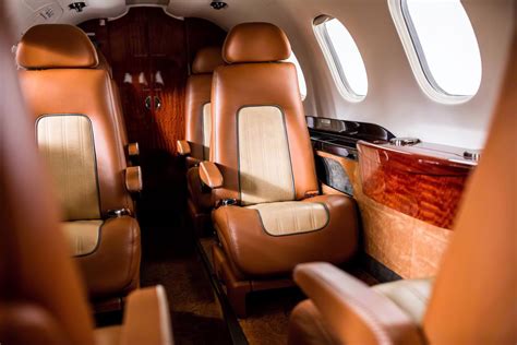 Phenom 300 LXi Interiors | Flexjet