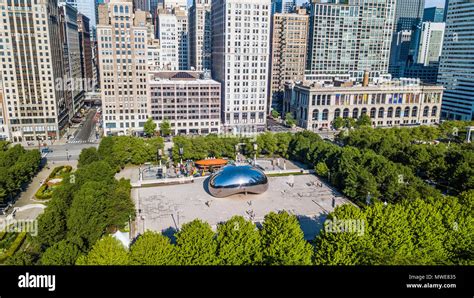 Cloud Gate, Millennium Park, Chicago, IL, USA Stock Photo - Alamy