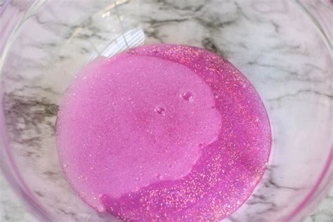 How To Make Fun And Sparkly Unicorn Slime - Run To Radiance