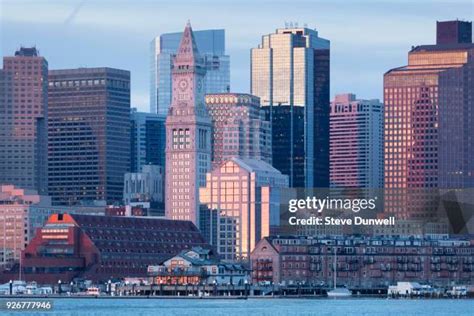 Boston Skyline Sunrise Photos and Premium High Res Pictures - Getty Images