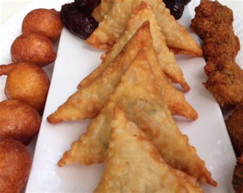 Somali Sambusa Recipe: Delicious Stuffed Triangular Pastries