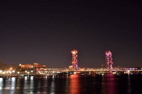 Portsmouth Nh Night Stock Photos, Pictures & Royalty-Free Images - iStock