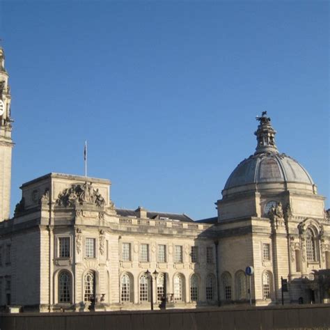 National Museum Cardiff | Isolated Traveller